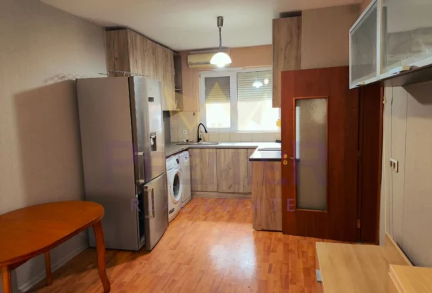 Агенция за недвижими имоти - Имоти Премиер - имот - 1197282, Цена: 135000 EUR