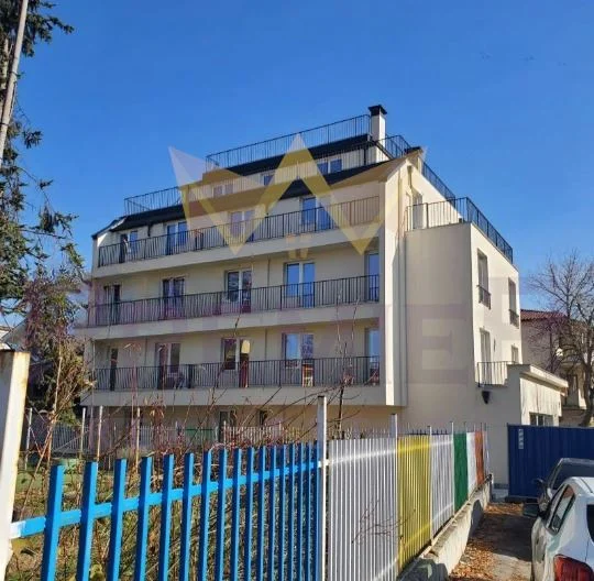 Двустаен апартамент в кв. Надежда на супер цена -  - снимка 12 - Имоти Премиер