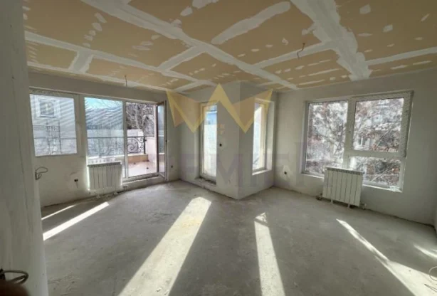 Агенция за недвижими имоти - Имоти Премиер - имот - 1156034, Цена: 232000 EUR