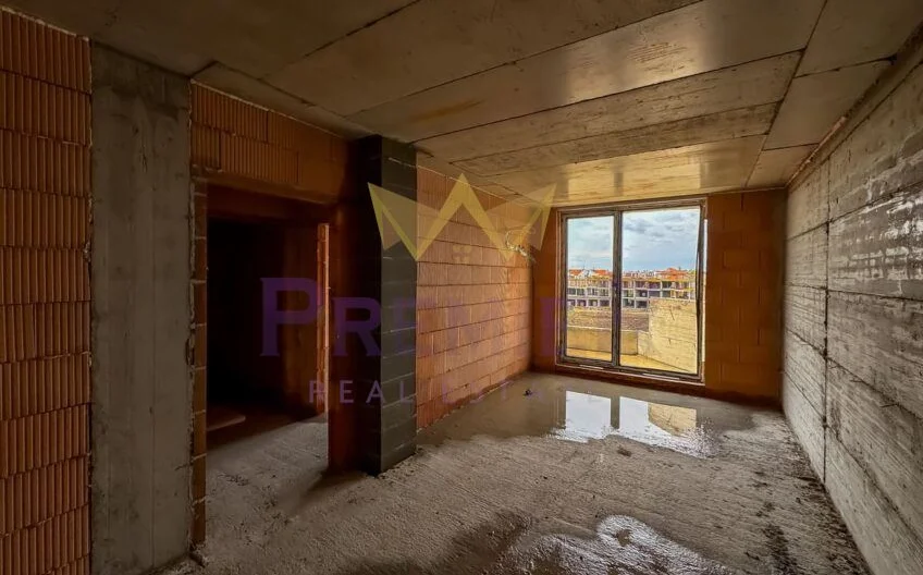 Двустаен апартамент в кв. Сарафово -  - снимка 12 - Имоти Премиер