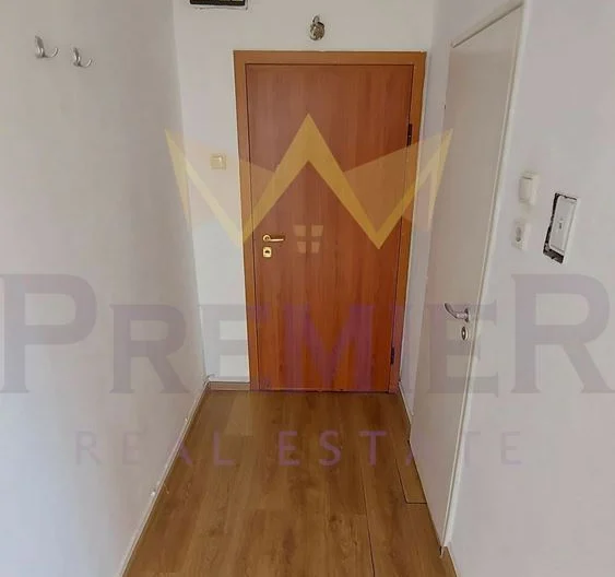 Двустаен апартамент в кв. Смирненски - - снимка 6 - Имоти Премиер