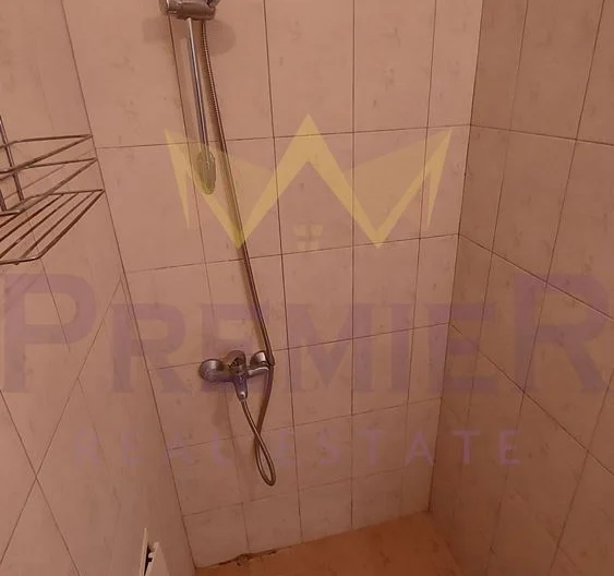 Двустаен апартамент в кв. Смирненски - - снимка 8 - Имоти Премиер