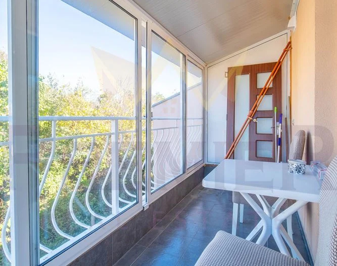 Двустаен апартамент в кв.Бриз -  - снимка 18 - Имоти Премиер