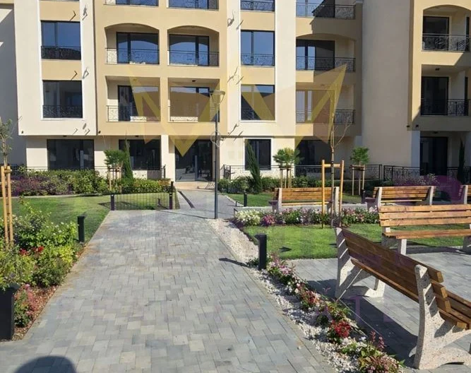 Двустаен апартамент в кв.Кършияка,Пловдив - - снимка 15 - Имоти Премиер