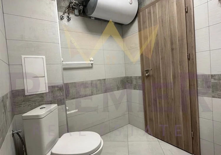 Двустаен апартамент в кв.Остромила -  - снимка 12 - Имоти Премиер