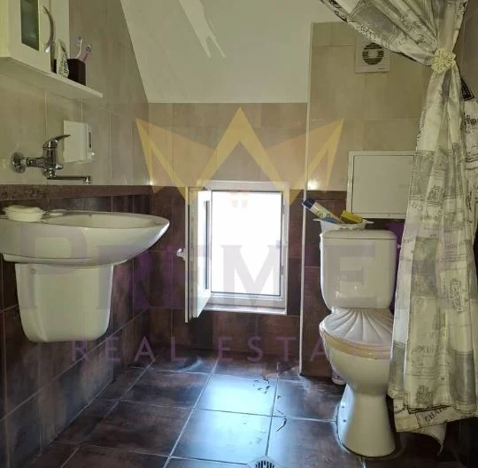 Двустаен апартамент в кв.Сарафово с гараж -  - снимка 5 - Имоти Премиер