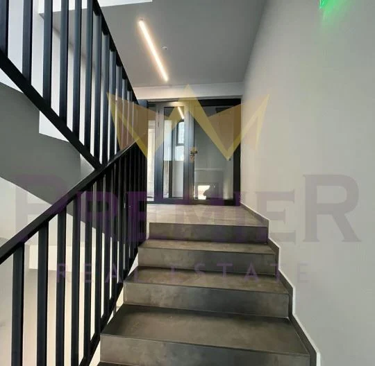 Двустаен апартамент в кв.Витоша -  - снимка 2 - Имоти Премиер