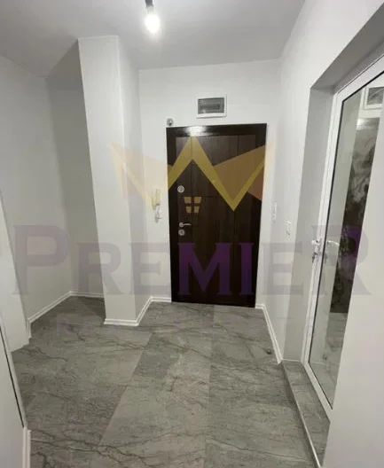 Двустаен апартамент в Лазур – След основен ремонт - - снимка 5 - Имоти Премиер