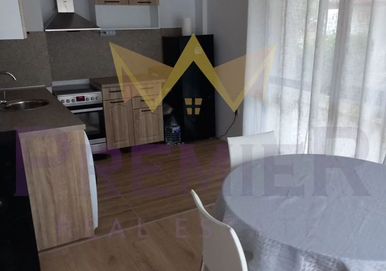 Двустаен апартамент в м-ст Траката -  - снимка 3 - Имоти Премиер