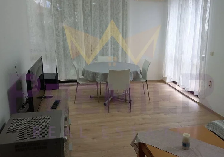 Двустаен апартамент в м-ст Траката -  - снимка 8 - Имоти Премиер