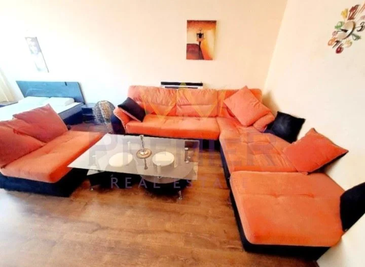 Двустаен апартамент в Надежда 1 - - снимка 1 - Имоти Премиер