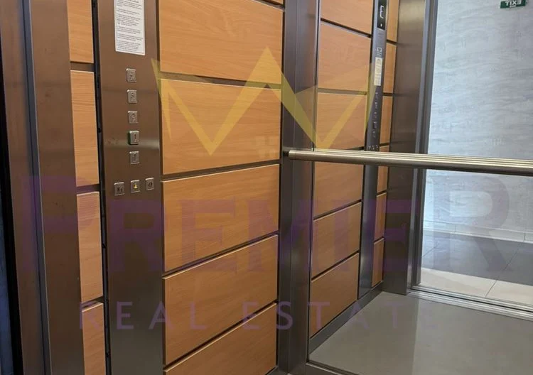 Двустаен апартамент в паркомясто, затворен комплекс, Галата -  - снимка 10 - Имоти Премиер