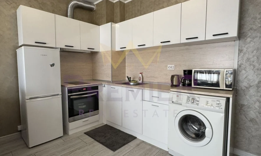 Двустаен апартамент в паркомясто, затворен комплекс, Галата -  - снимка 3 - Имоти Премиер