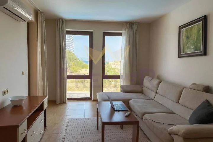 Двустаен апартамент в престижния комплекс „Golden Beach“ – първа линия море -  - снимка 3 - Имоти Премиер