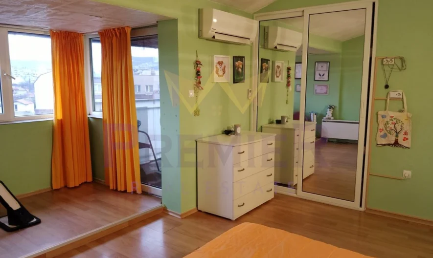 Двустаен апартамент в района на Колхозен пазар - - снимка 4 - Имоти Премиер