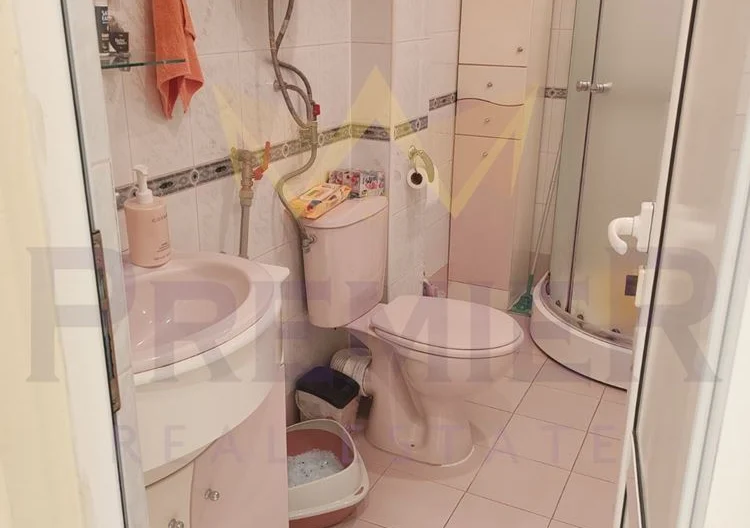 Двустаен апартамент в района на Колхозен пазар - - снимка 9 - Имоти Премиер