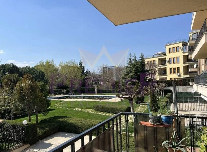 Двустаен апартамент в Св. Никола - - снимка 1 - Имоти Премиер