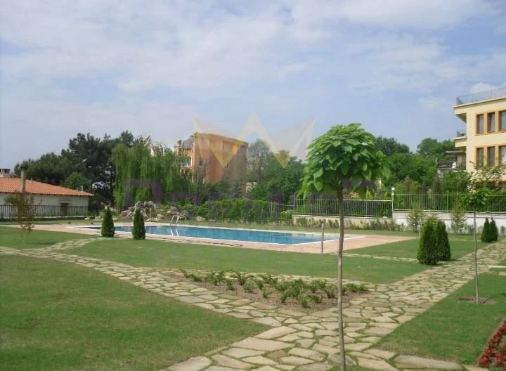 Двустаен апартамент в Св. Никола - - снимка 3 - Имоти Премиер