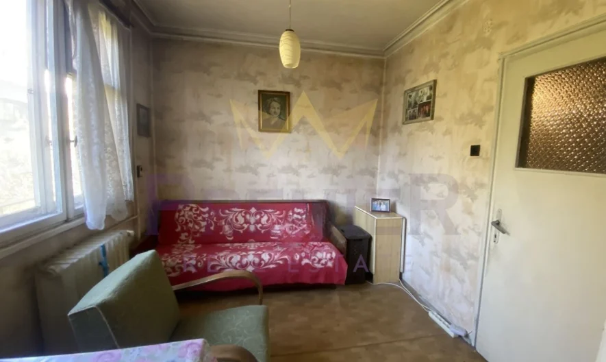 Двустаен апартамент в център - - снимка 4 - Имоти Премиер