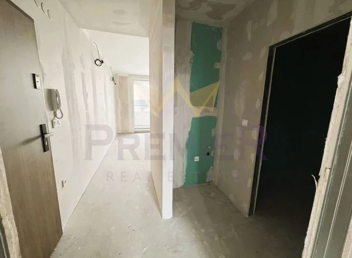 Двустаен апартамент в затворен комплекс – кв. Трошево, Варна - - снимка 5 - Имоти Премиер