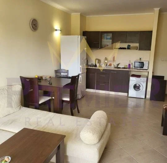 ДВУСТАЕН АПАРТАМЕНТ В ЗАТВОРЕН КОМПЛЕКС В К.К. ЗЛАТНИ ПЯСЪЦИ -  - снимка 1 - Имоти Премиер