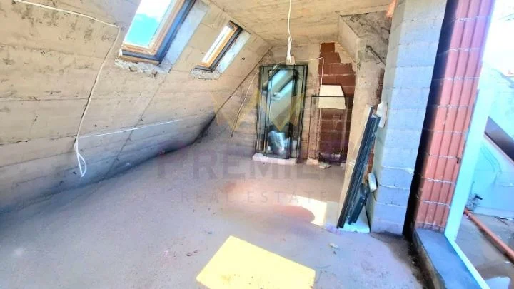 Агенция за недвижими имоти - Имоти Премиер - имот - 1069674, Цена: 165000 EUR