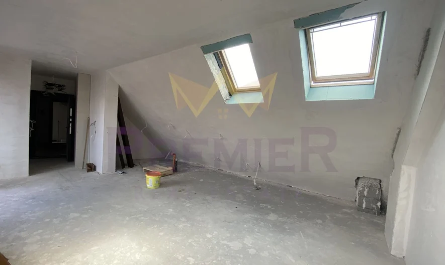 Двустаен апартамент в ж.к. Банишора -  - снимка 3 - Имоти Премиер