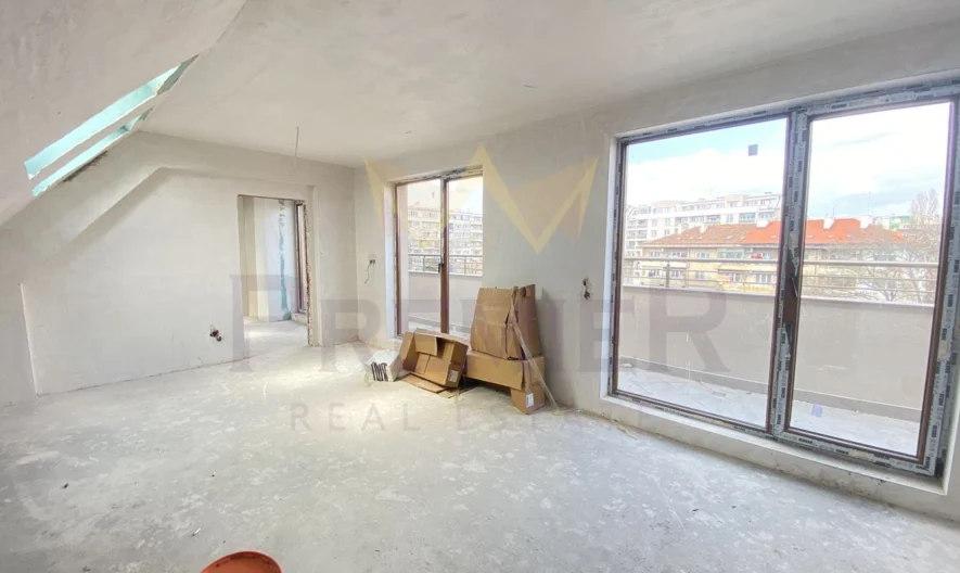 Двустаен апартамент в ж.к. Банишора -  - снимка 9 - Имоти Премиер