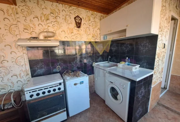 Агенция за недвижими имоти - Имоти Премиер - имот - 1003918, Цена: 255.646 EUR