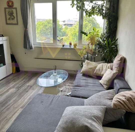 Двустаен апартамент жк. Люлин 8 -  - снимка 1 - Имоти Премиер