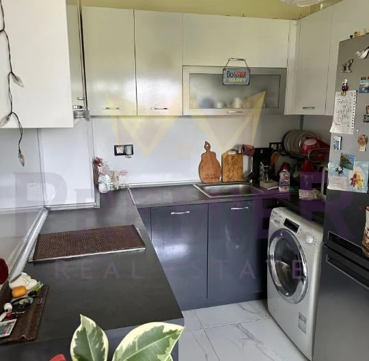 Двустаен апартамент жк. Люлин 8 -  - снимка 1 - Имоти Премиер