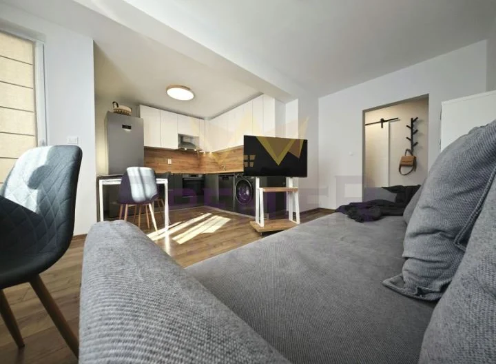 ДВУСТАЕН АПАРТАМЕНТ,СПОРТНА ЗАЛА -  - снимка 1 - Имоти Премиер