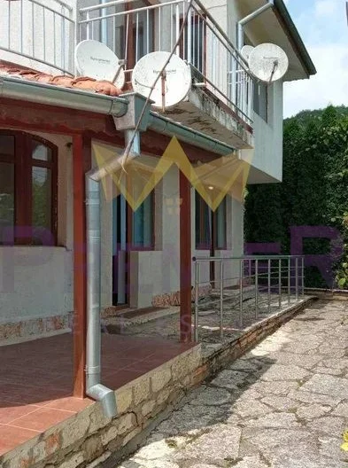 Агенция за недвижими имоти - Имоти Премиер - имот - 999210, Цена: 52300 EUR