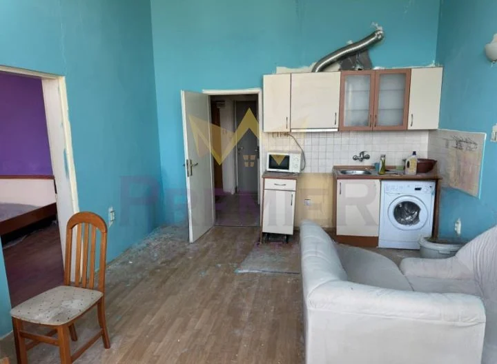 Двустаен изключително светъл апартамент в ж.к. Зона Б-5 -  - снимка 1 - Имоти Премиер