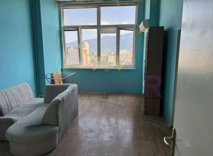 Двустаен изключително светъл апартамент в ж.к. Зона Б-5 -  - снимка 2 - Имоти Премиер