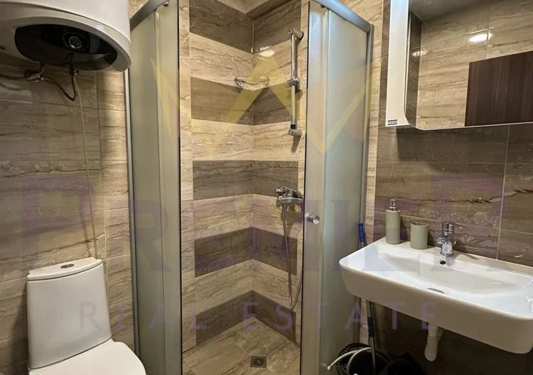 ДВУСТАЕН КОЛХОЗЕН ПАЗАР -  - снимка 6 - Имоти Премиер