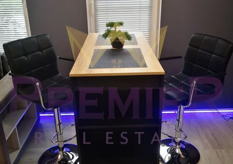 Двустаен луксозно обзаведен апартамент със страхотна панорама -  - снимка 1 - Имоти Премиер