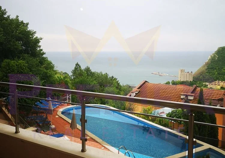 Двустаен луксозно обзаведен апартамент със страхотна панорама -  - снимка 8 - Имоти Премиер