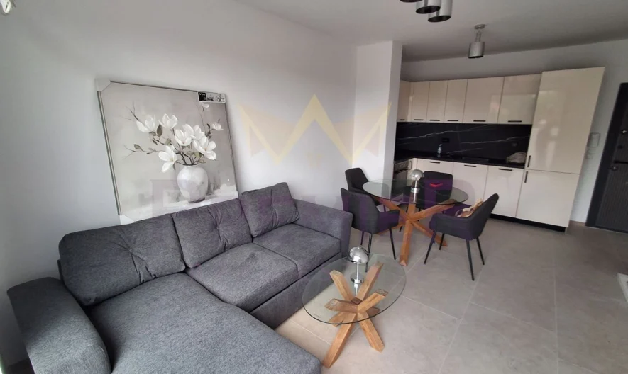 Dvustaen napalno obzaveden apartament s parkomyasto – Briz -  - snimka 1 - Imoti Premier