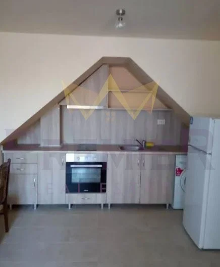 ДВУСТАЕН НОВ КОЛХОЗЕН ПАЗАР -  - снимка 1 - Имоти Премиер