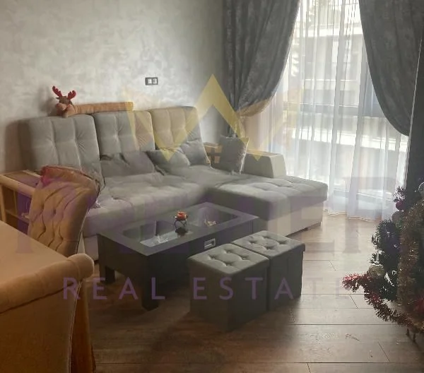 Двустаен обзаведен апартамент - - снимка 1 - Имоти Премиер