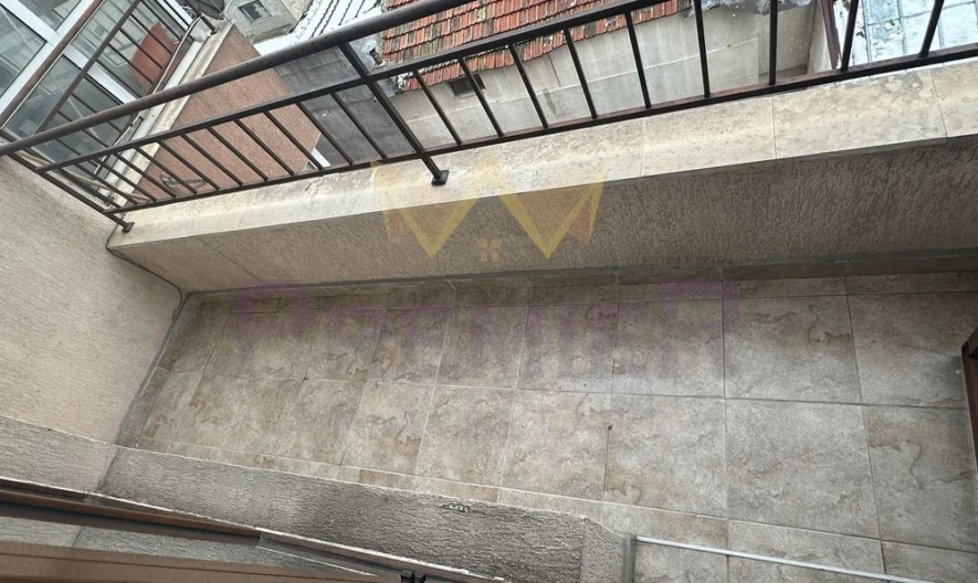 Двустаен обзаведен апартамент, Колхозен Пазар -  - снимка 8 - Имоти Премиер