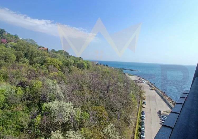 Двустаен обзаведен апартамент в к.к. Св. Св. Константин и Елена - - снимка 10 - Имоти Премиер