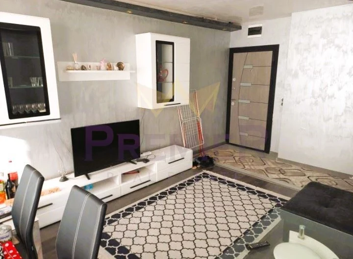 Двустаен обзаведен апартамент в кв.Модерно Предградие -  - снимка 4 - Имоти Премиер