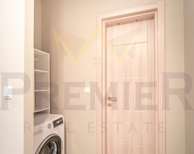 Двустаен обзаведен апартамент в района к.к Константин и Елена -  - снимка 8 - Имоти Премиер