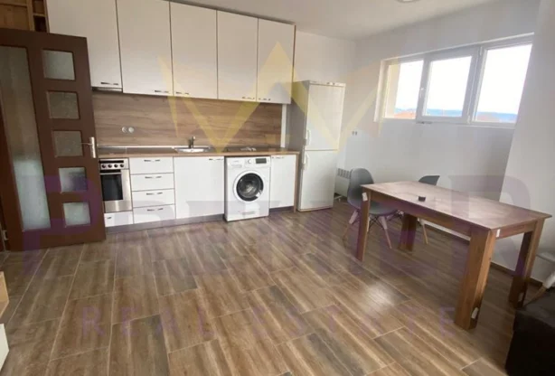 Агенция за недвижими имоти - Имоти Премиер - имот - 770972, Цена: 94900 EUR