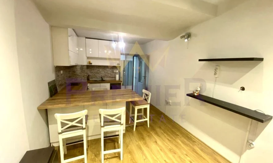 Двустаен обзаведен апартамент в Цветен квартал -  - снимка 1 - Имоти Премиер