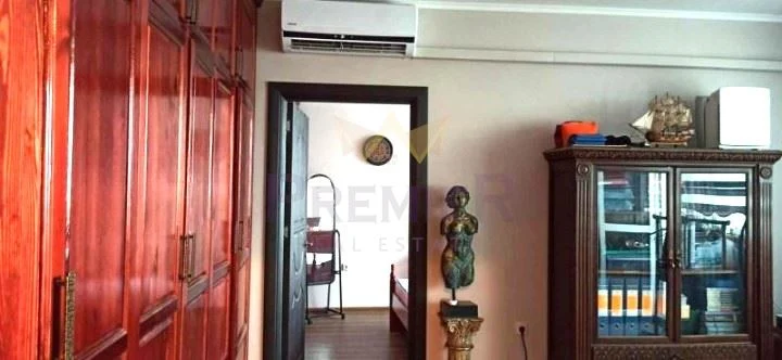 Двустаен обзаведен апртамент в кв.Разсадника -  - снимка 1 - Имоти Премиер