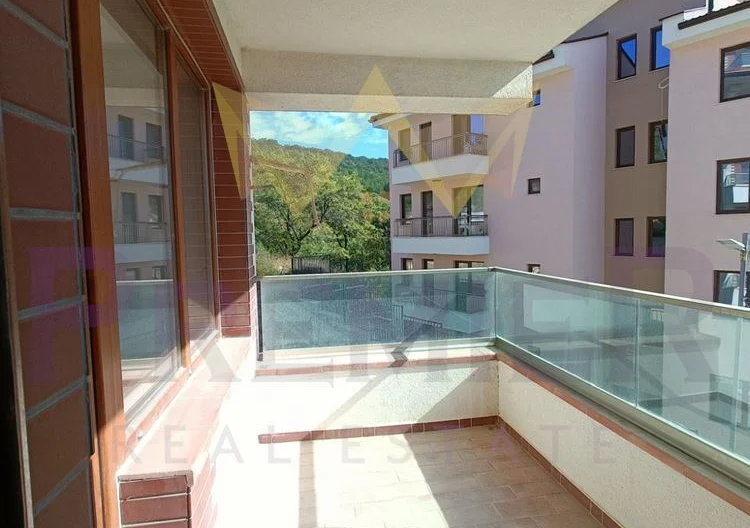 Двустаен панорамен апартамент в кв. Виница -  - снимка 8 - Имоти Премиер