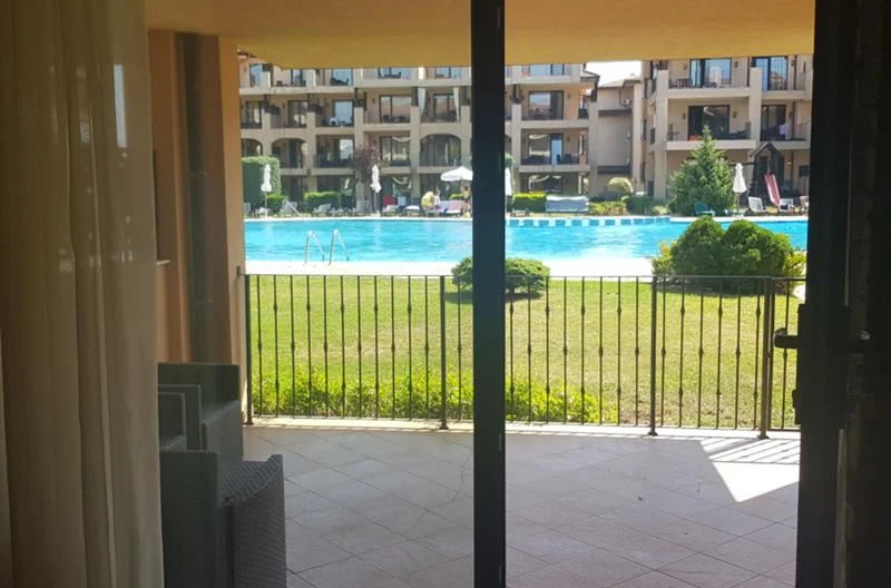 Двустаен панорамен апартамент в затворен комплекс в град Балчик -  - снимка 6 - Имоти Премиер